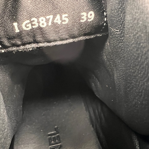 CHANEL Suede Grained Calfskin CC Lace Up Boots 39 Black - Picture 4 of 11